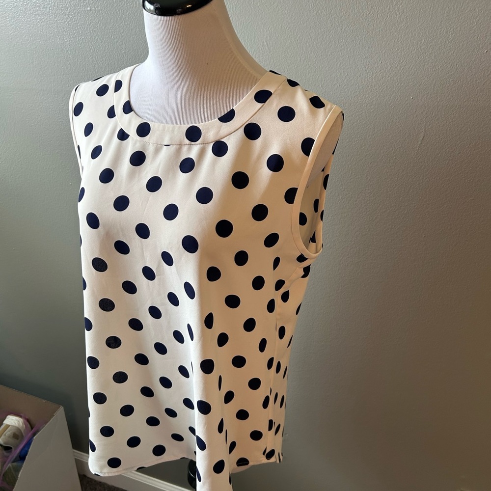 Anne Klein short sleeve dress top - Picture 2 of 5